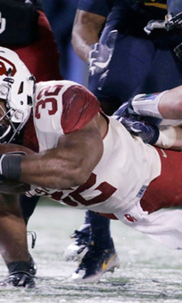 One-sided Big 12 showdown: No. 8 Oklahoma routs No. 10 WVU
